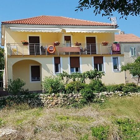 Apartment Zvone Veli Rat Esterno foto