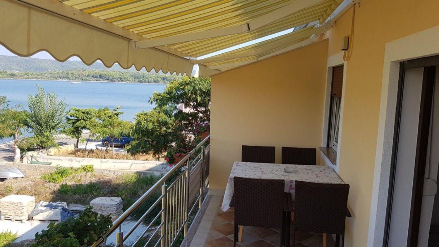 Apartment Zvone Veli Rat Esterno foto