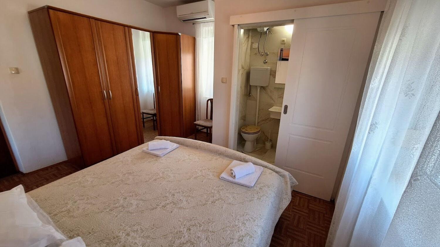 Apartment Zvone Veli Rat Esterno foto
